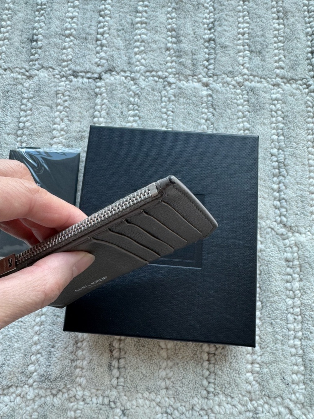 **SOLD** Saint Laurent Gray Pebbled Leather Zip Card Holder - Picture 6 of 10